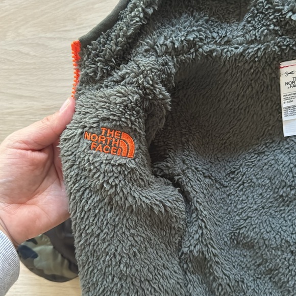 North Face Reversible Baby Winter Jacket - Size 6-12M - Picture 8 of 10